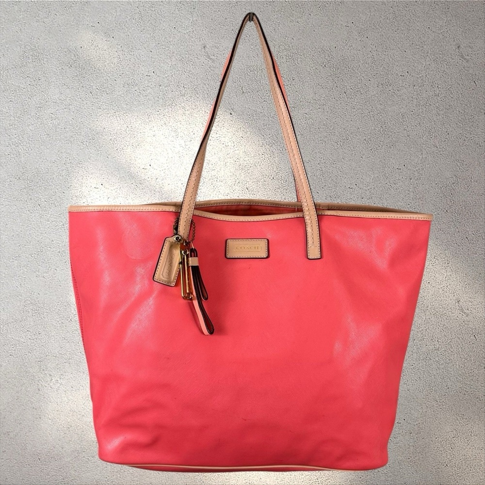COACH F24341 Park Metro Tote Coral Pink Leather Large Shoulder Bag‎ Beige Trim